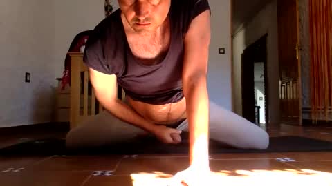 Snapshot of claudi779 chatting on 10/18/25, 12:17 claudi779 online show from 10/18/25, 12:17