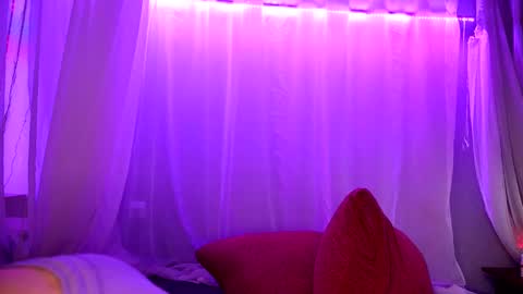 Claudia Cyberfox and Elon online show from 02/21/25, 04:40