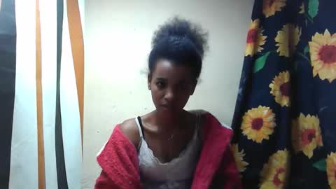 claudianne online show from 10/08/25, 07:11