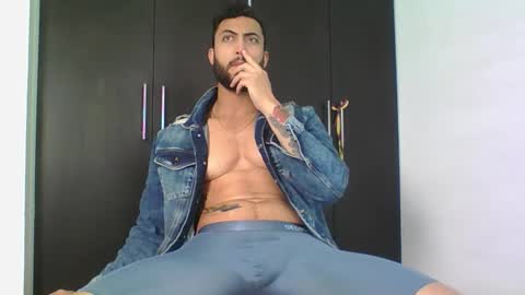 Snapshot of claybrown_ chatting on 03/10/26, 03:06 Clay online show from 03/10/26, 03:06