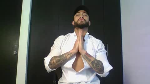 Snapshot of claybrown_ chatting on 04/25/26, 12:52 Clay online show from 04/25/26, 12:52