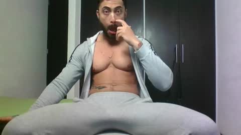 Snapshot of claybrown_ chatting on 05/19/26, 11:16 Clay online show from 05/19/26, 11:16