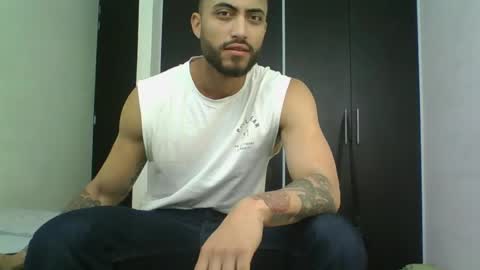Snapshot of claybrown_ chatting on 05/27/26, 01:52 Clay online show from 05/27/26, 01:52