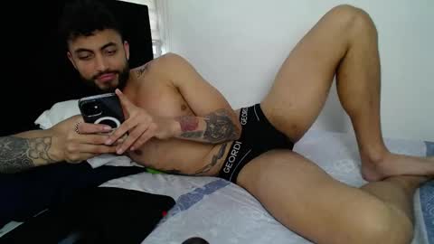 Snapshot of claybrown_ chatting on 06/05/26, 02:12 Clay online show from 06/05/26, 02:12
