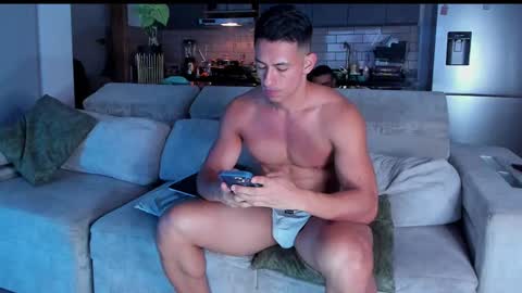 Snapshot of claytonburgues chatting on 03/08/25, 05:17 claytonburgues online show from 03/08/25, 05:17