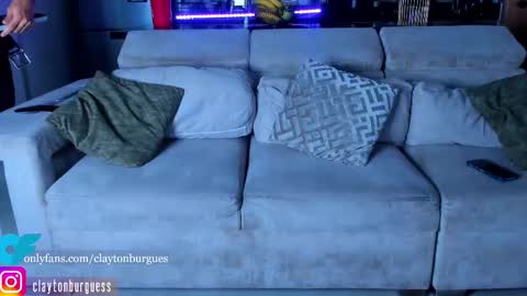 Snapshot of claytonburgues chatting on 10/01/25, 05:35 claytonburgues online show from 10/01/25, 05:35