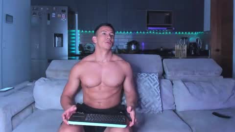 Snapshot of claytonburgues chatting on 03/28/26, 06:13 claytonburgues online show from 03/28/26, 06:13