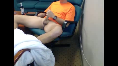 Snapshot of clayyalc2 chatting on 02/02/25, 11:32 clayyalc2 online show from 02/02/25, 11:32