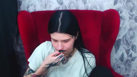 Snapshot of cleadark chatting on 12/09/24, 08:44 CleaDark online show from 12/09/24, 08:44