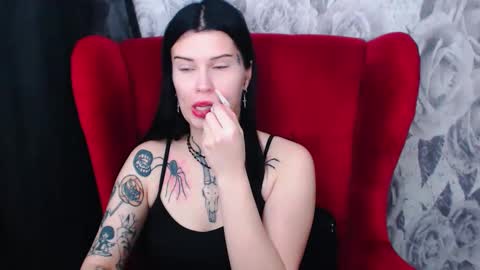 Snapshot of cleadark chatting on 02/14/25, 12:19 CleaDark online show from 02/14/25, 12:19