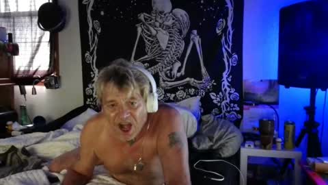 Snapshot of cleanhole4you chatting on 06/19/26, 06:34 cleanhole4you online show from 06/19/26, 06:34
