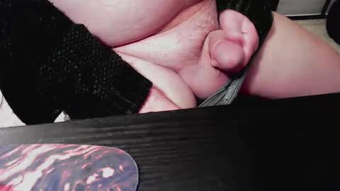 Snapshot of cleetus66 chatting on 09/25/25, 01:09 mature Smallcock Daddy Cum online show from 09/25/25, 01:09