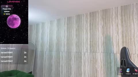 Clementine online show from 10/03/25, 11:51