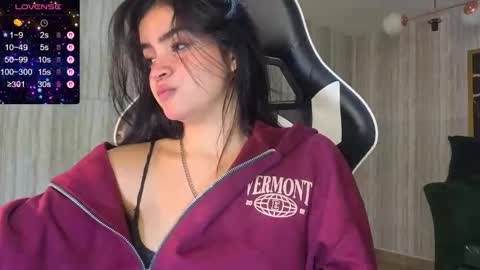 Clementine online show from 11/23/25, 01:22