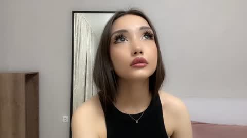 Snapshot of clementinecampion chatting on 06/22/26, 06:16 Viki online show from 06/22/26, 06:16