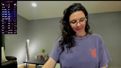 Snapshot of cleo_cam chatting on 12/09/24, 01:07 Cleo Schedule Updates online show from 12/09/24, 01:07