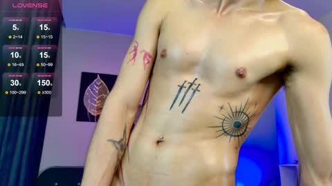 Snapshot of cleo_stringer_ chatting on 11/25/25, 01:44 Cleo online show from 11/25/25, 01:44