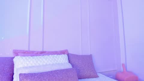 . Cleo Jhonson . online show from 01/22/25, 07:57