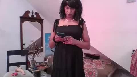 Cleopatra online show from 03/29/26, 04:01