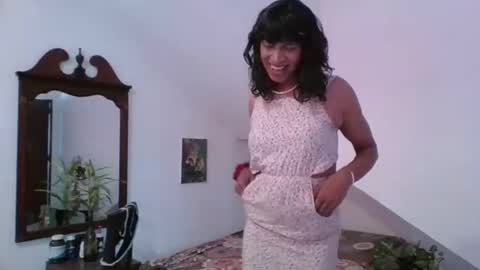 Cleopatra online show from 05/24/26, 04:50
