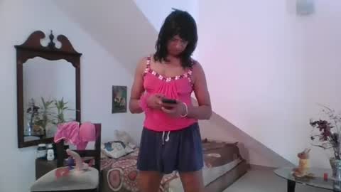 Snapshot of cleopatra71 chatting on 06/20/26, 03:20 Cleopatra online show from 06/20/26, 03:20