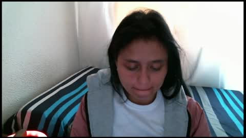 Snapshot of cleopatra_ll chatting on 07/12/26, 02:41 Zoe online show from 07/12/26, 02:41