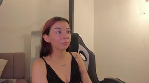 cleowhite_ online show from 02/27/26, 09:37