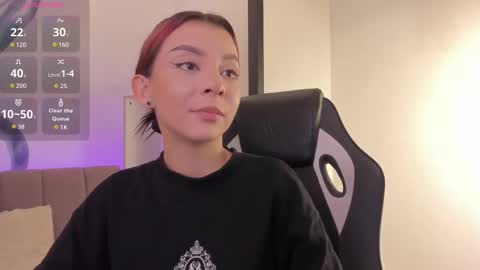 cleowhite_ online show from 03/01/26, 10:01