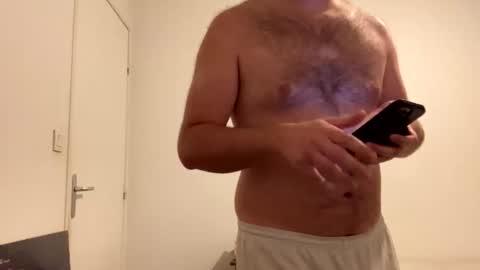 cleurj online show from 10/12/25, 07:57