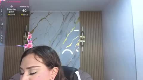 Clhoe online show from 05/16/26, 12:59