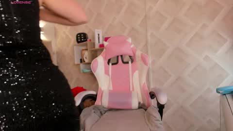 clhoe_johnson_ online show from 03/20/26, 12:43