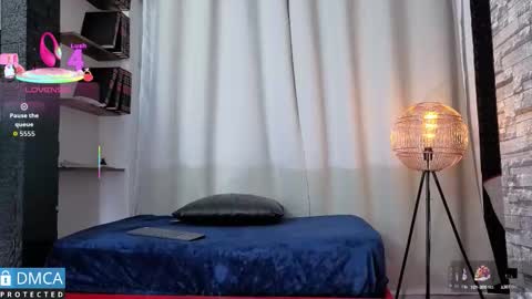 Snapshot of clhoee_ chatting on 10/09/25, 03:04 Clhoe online show from 10/09/25, 03:04