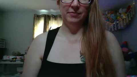 Snapshot of climaxfairy chatting on 11/06/25, 03:35 Kate online show from 11/06/25, 03:35