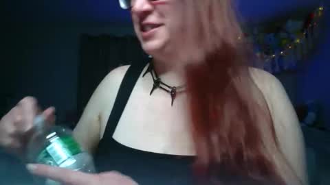 Snapshot of climaxfairy chatting on 11/30/25, 11:42 Kate online show from 11/30/25, 11:42