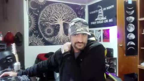 chad online show from 11/22/25, 09:25