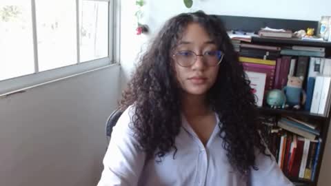 Snapshot of clitia_xx chatting on 02/05/26, 08:02 Clitia online show from 02/05/26, 08:02