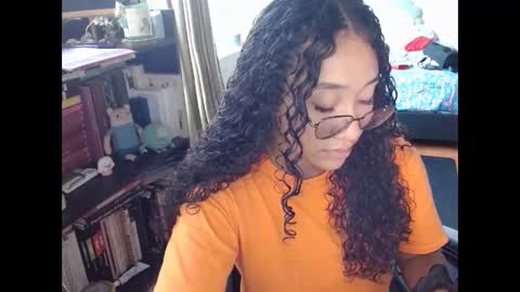 Snapshot of clitia_xx chatting on 03/31/26, 09:59 Clitia online show from 03/31/26, 09:59