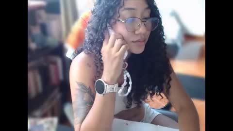 Snapshot of clitia_xx chatting on 04/13/26, 08:03 Clitia online show from 04/13/26, 08:03