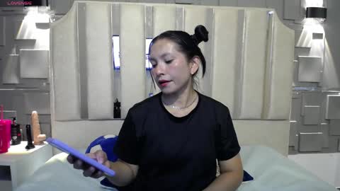 Cloe online show from 04/13/26, 07:52