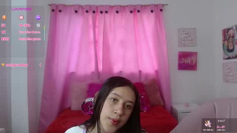 cloe_7 online show from 03/19/26, 11:58