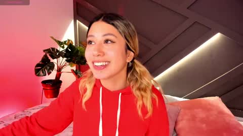 Snapshot of cloe_palmeer chatting on 03/06/25, 11:20 cloe_palmeer online show from 03/06/25, 11:20