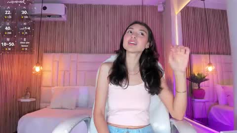 C L O E  online show from 11/11/25, 05:07