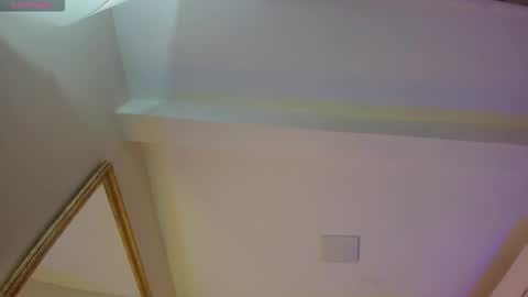 cloedurant online show from 10/19/25, 07:36