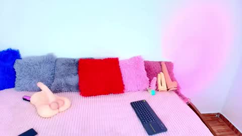 cloee lovee online show from 02/10/26, 10:47