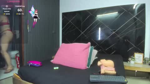 CLOE online show from 10/07/25, 10:56