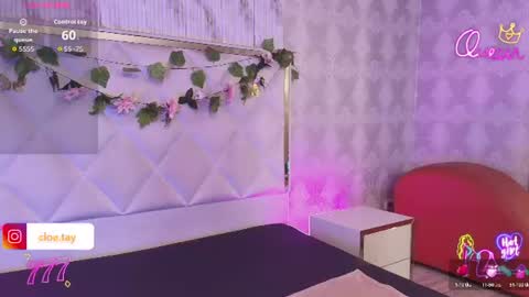 cloee_tay1 online show from 08/04/26, 11:24