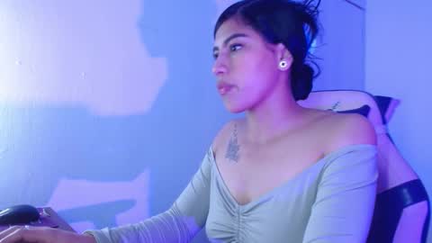 Snapshot of cloegp chatting on 02/18/26, 11:50 sara online show from 02/18/26, 11:50