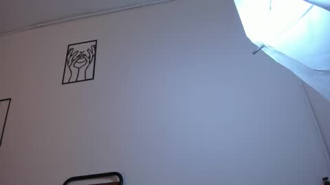 cloe online show from 01/14/25, 01:47