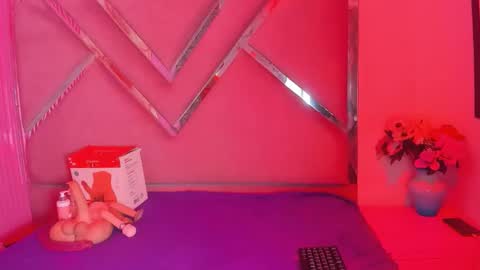 CloeMorenti  online show from 11/24/25, 03:34