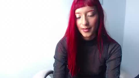 Snapshot of cloemurphy chatting on 03/04/25, 11:00 Cloe  online show from 03/04/25, 11:00